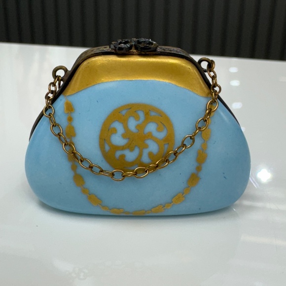 Limoges France Hand-Painted Porcelain Purse Trinket Box – Blue & Floral Design w - Picture 2 of 7